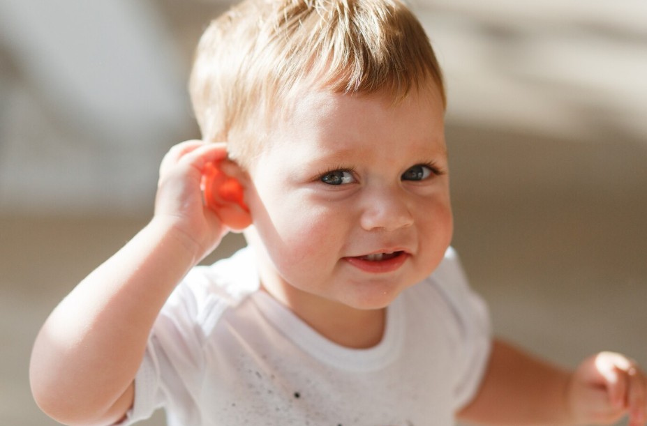 Cuándo es el momento más seguro para poner pendientes a un bebe