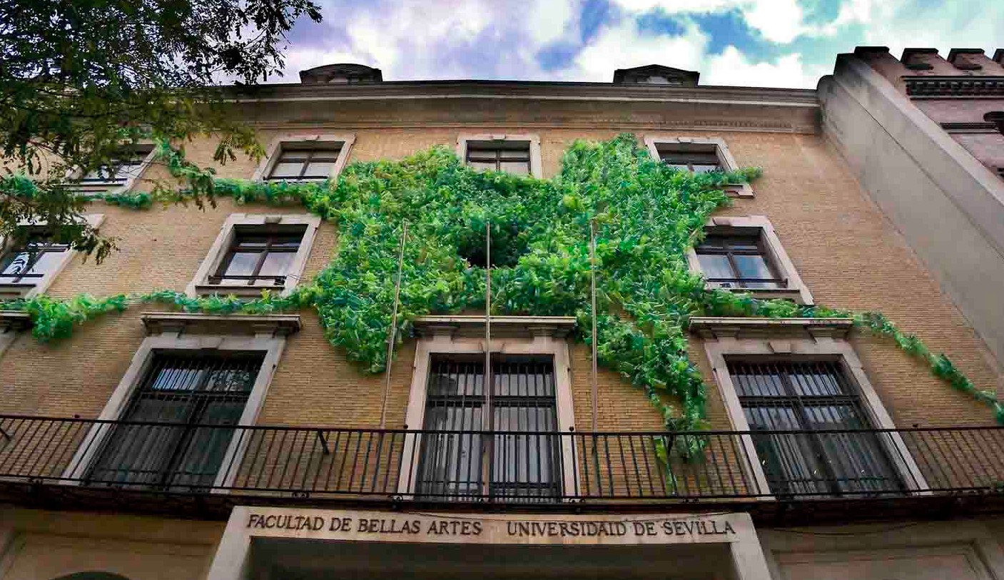 Fotografía de la facultad de bellas artes de sevilla