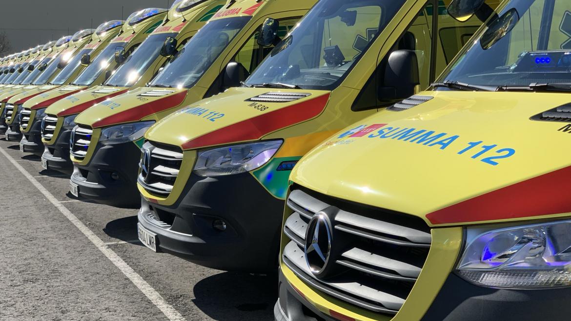 Fotografía de la nueva flota de ambulancias 112 Madrid con sistema GPS